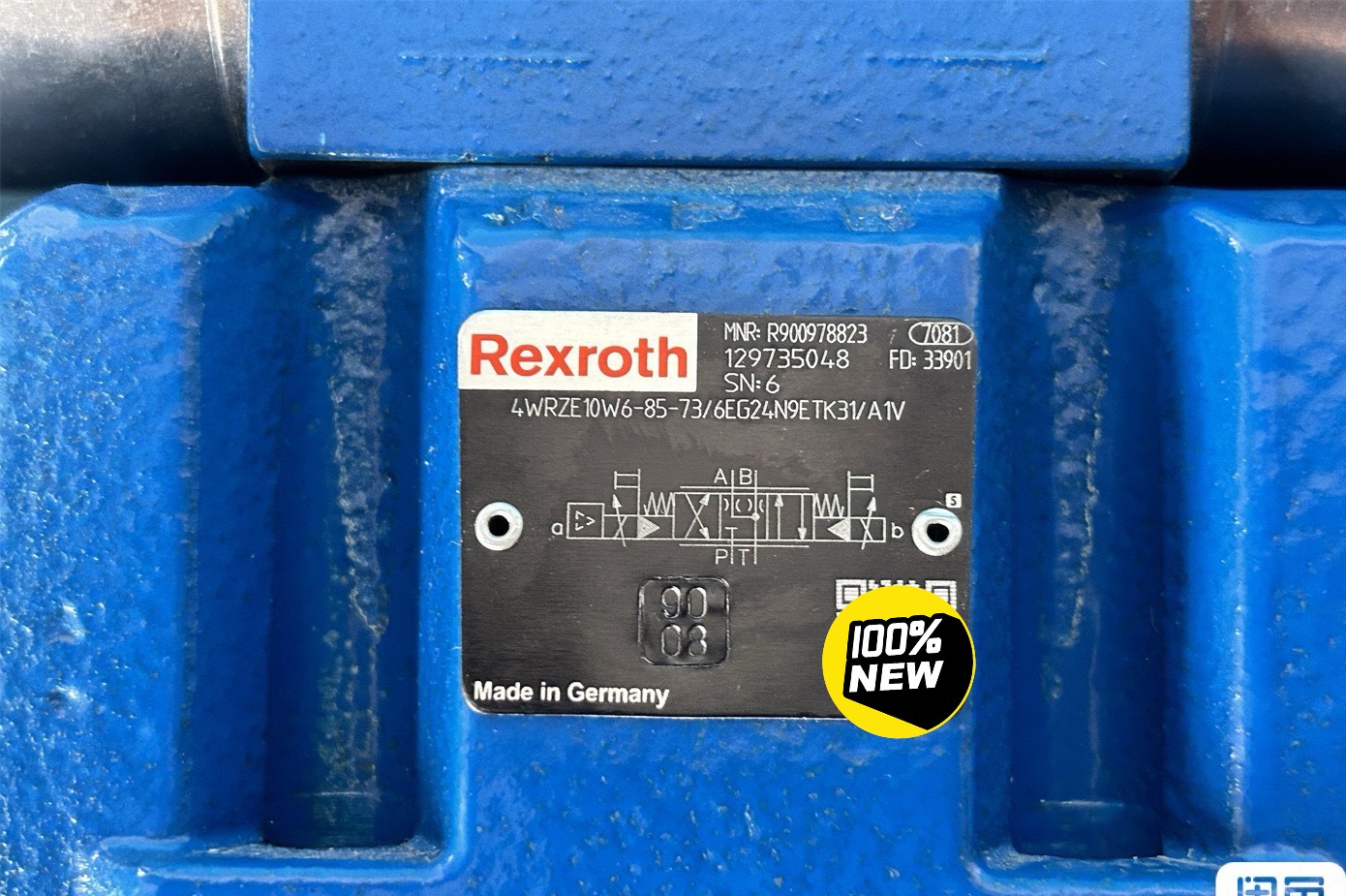 Rexroth R900978823 4WRZE10W6-85-7X/6EG24N9ETK31A1V Proportional Directional Valve - Image 2