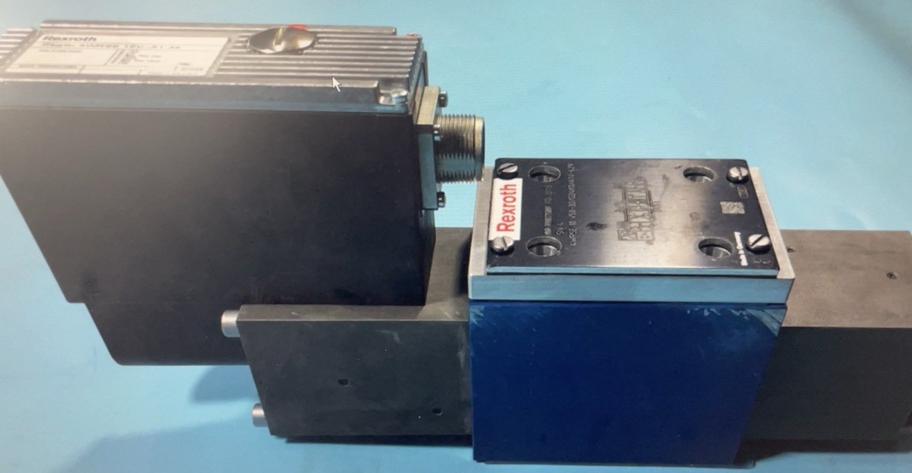 R900775889 4WRSE10V50-3X/G24K0/A1V-429 Rexroth - Image 3