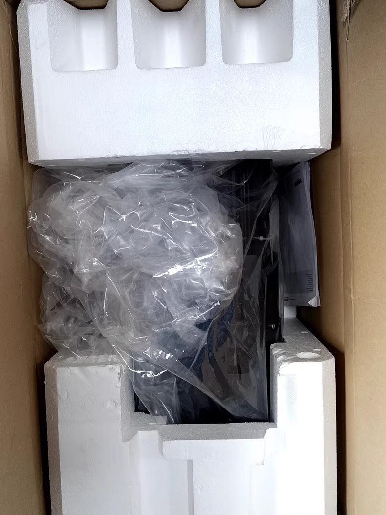 Rexroth Servo Motor MAD100B-0250-SA-C0-AH0-05-H3 - Image 2