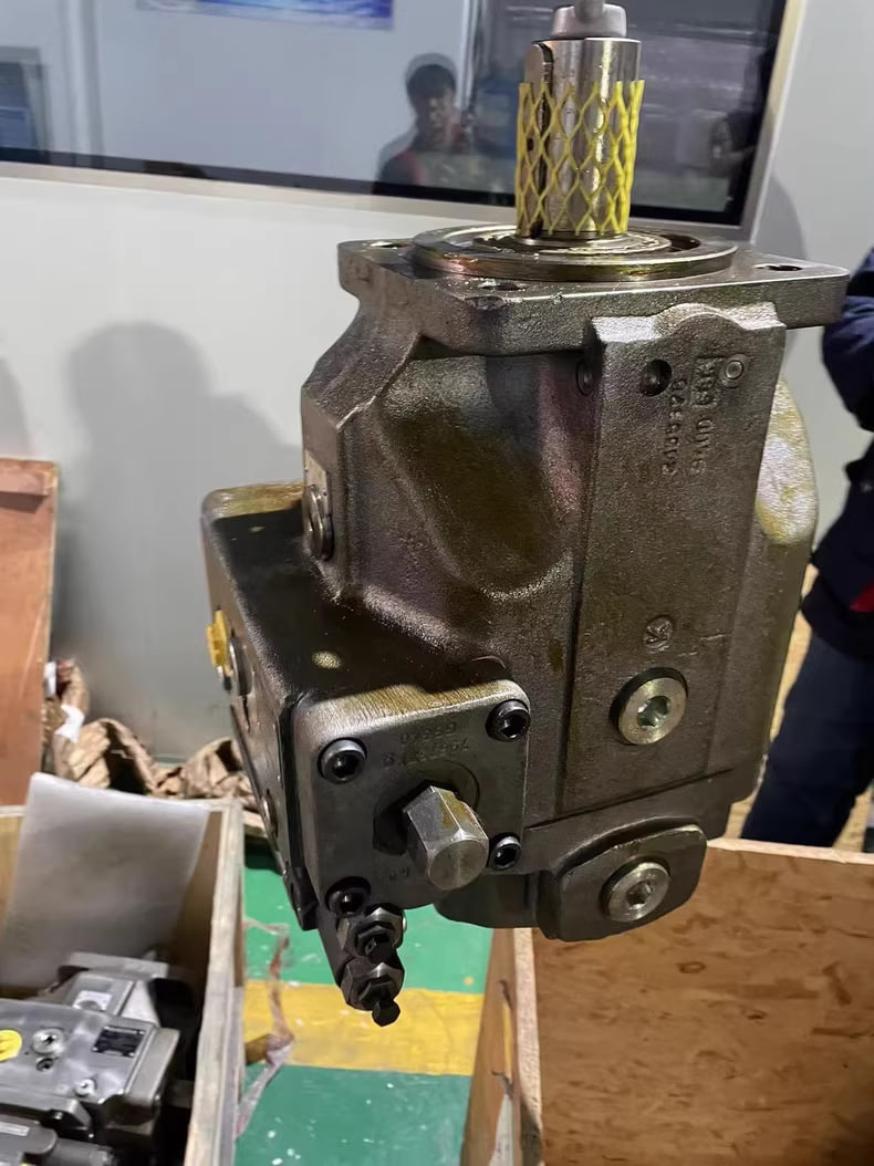 Rexroth Axial Piston Pump R910998618 A4VSO 180 DFR/30R-PPB13N00 - Image 2