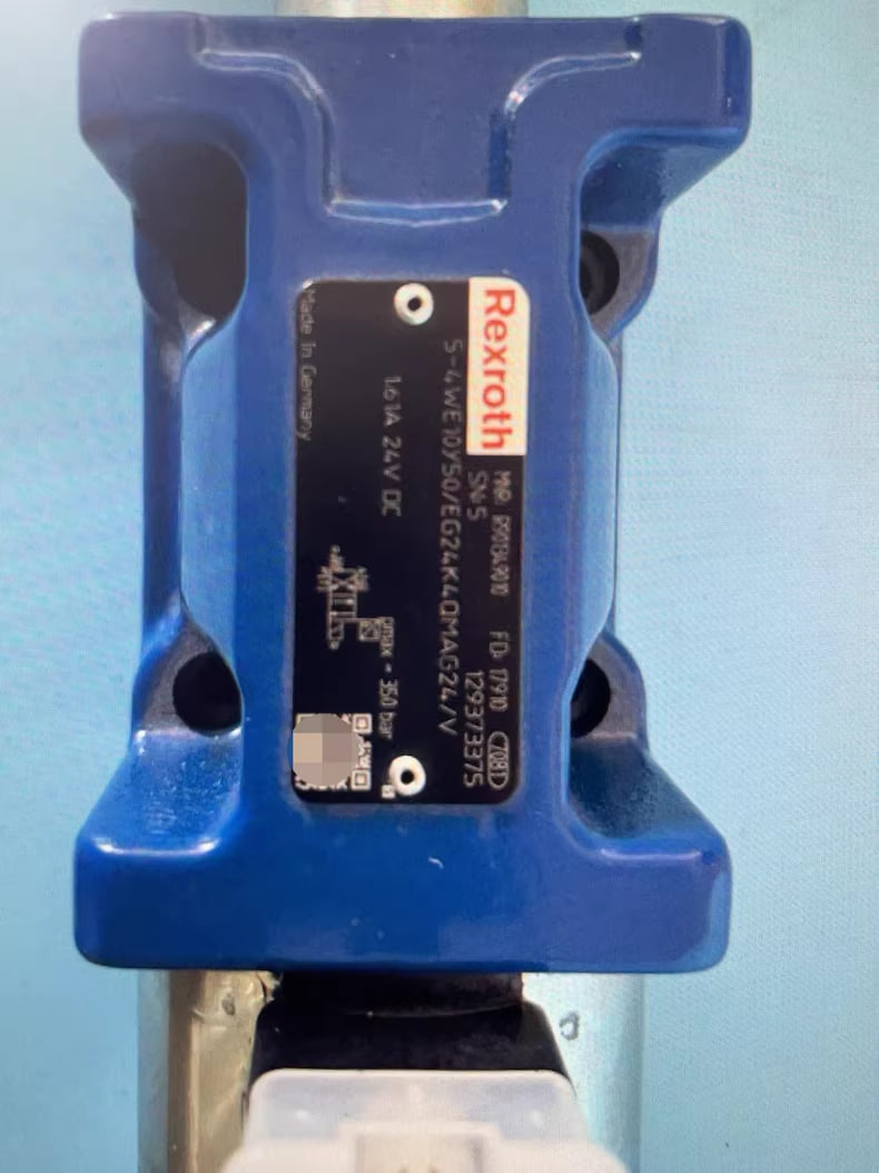 Rexroth Solenoid Proportional Valve R901349010 5-4WE10Y5X/EG24K4QMAG24/V