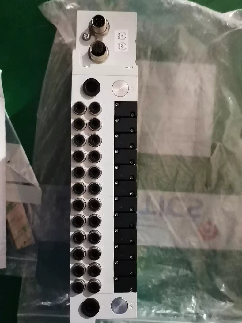 Rexroth Valve Island M54100117 - Image 3