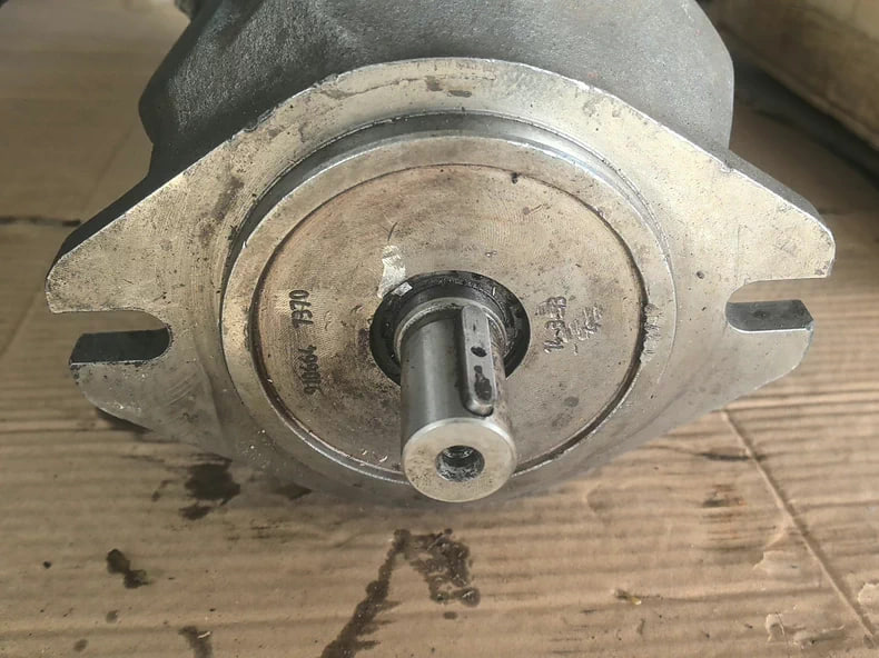 Rexroth Axial Piston Pump AA10VSO28/0FR1/31R-PPA12N00 - Image 4