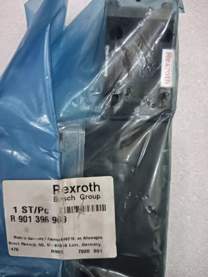 Rexroth Proportional Valve R901396969 4WRPEH6C3B04L-31/M/24F1-855 - Image 3