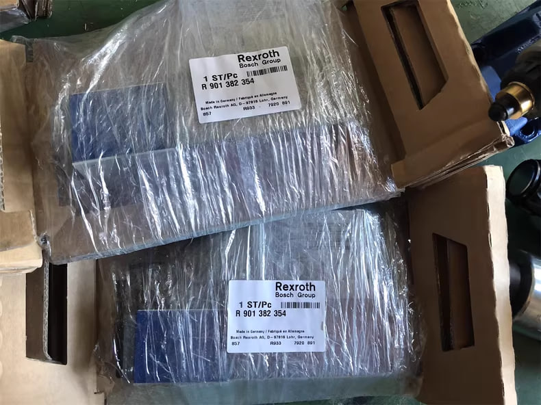 Rexroth Proportional Valve R901382354 4WRPEH6CB40L-3X/M/24F1