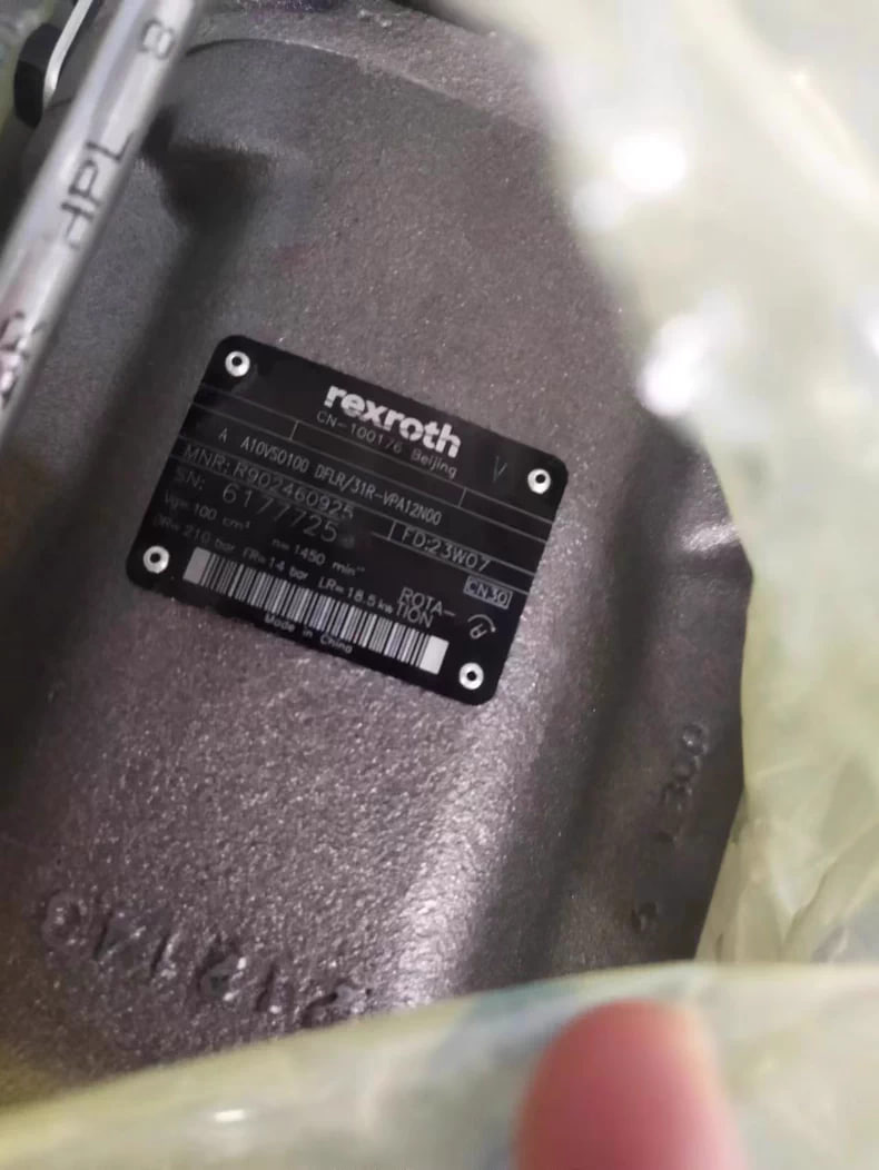 Rexroth Piston Pump R902460925 A10VSO100DFLR/31R-VPA12N00