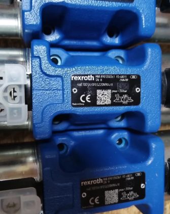 Rexroth Solenoid Directional Valve R901350361 (4WE10D5X/OFEG220N9K4/V) – High-Performance Hydraulic Control Valve