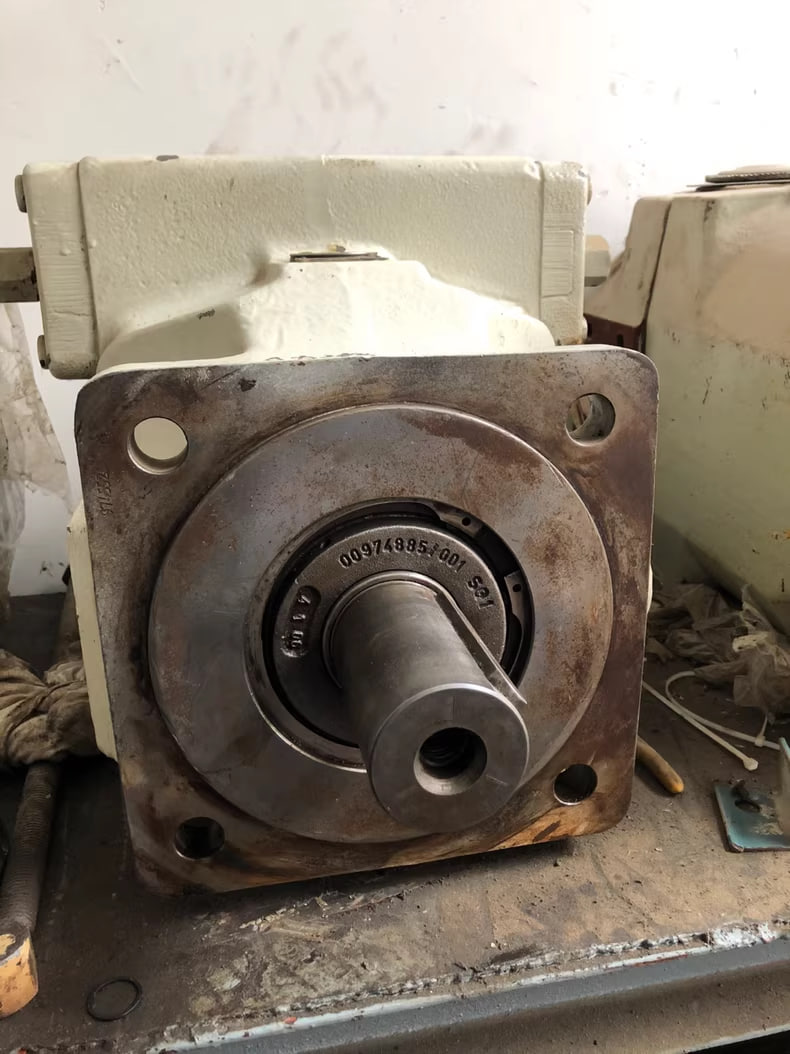 Rexroth Piston Pump A4VSO 250 DRG /30R-PPB13N00 R910976965 – High-Performance Hydraulic Solution - Image 3