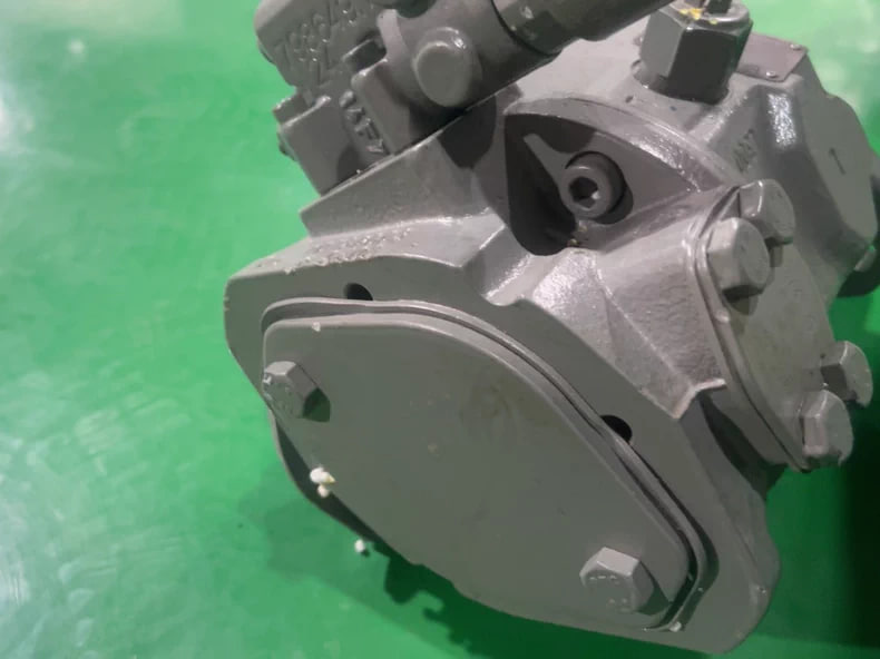 Rexroth Variable Piston Pump A10VO28ED72/31R-VSC12K01P-S1711 (R902481124) – High-Performance Industrial Hydraulic Core - Image 4